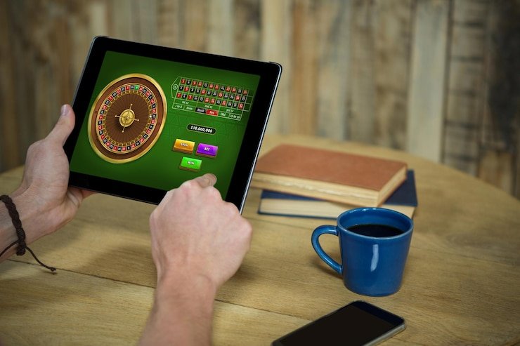 Tampilan Diamond Empire di smartphone Android